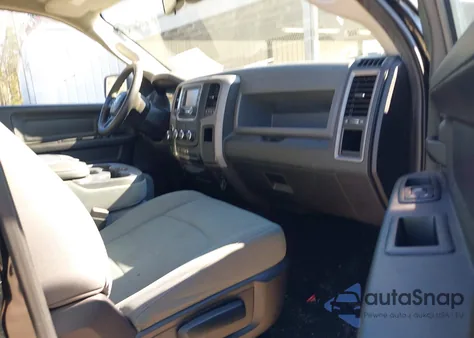 2014 Ram 1500 Express z USA, uszkodzony, nr VIN 1C6RR6KT4ES271766